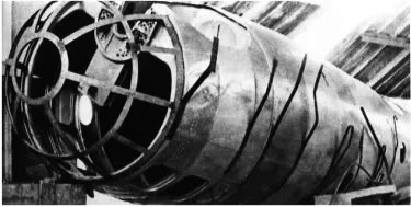 WO2 vliegtuig in aanbouw ME264